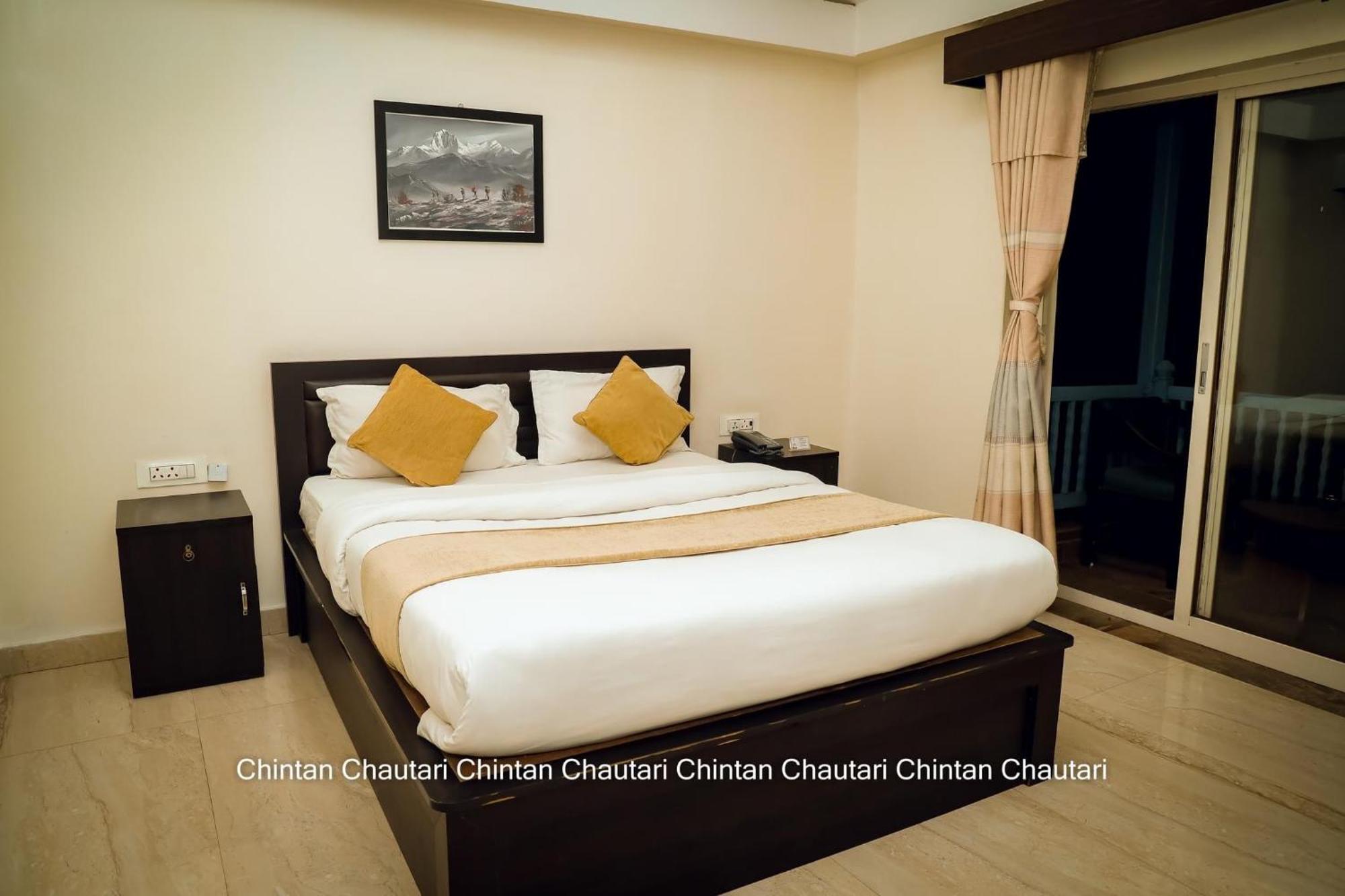 Chintan Chautari Itahari Bagian luar foto
